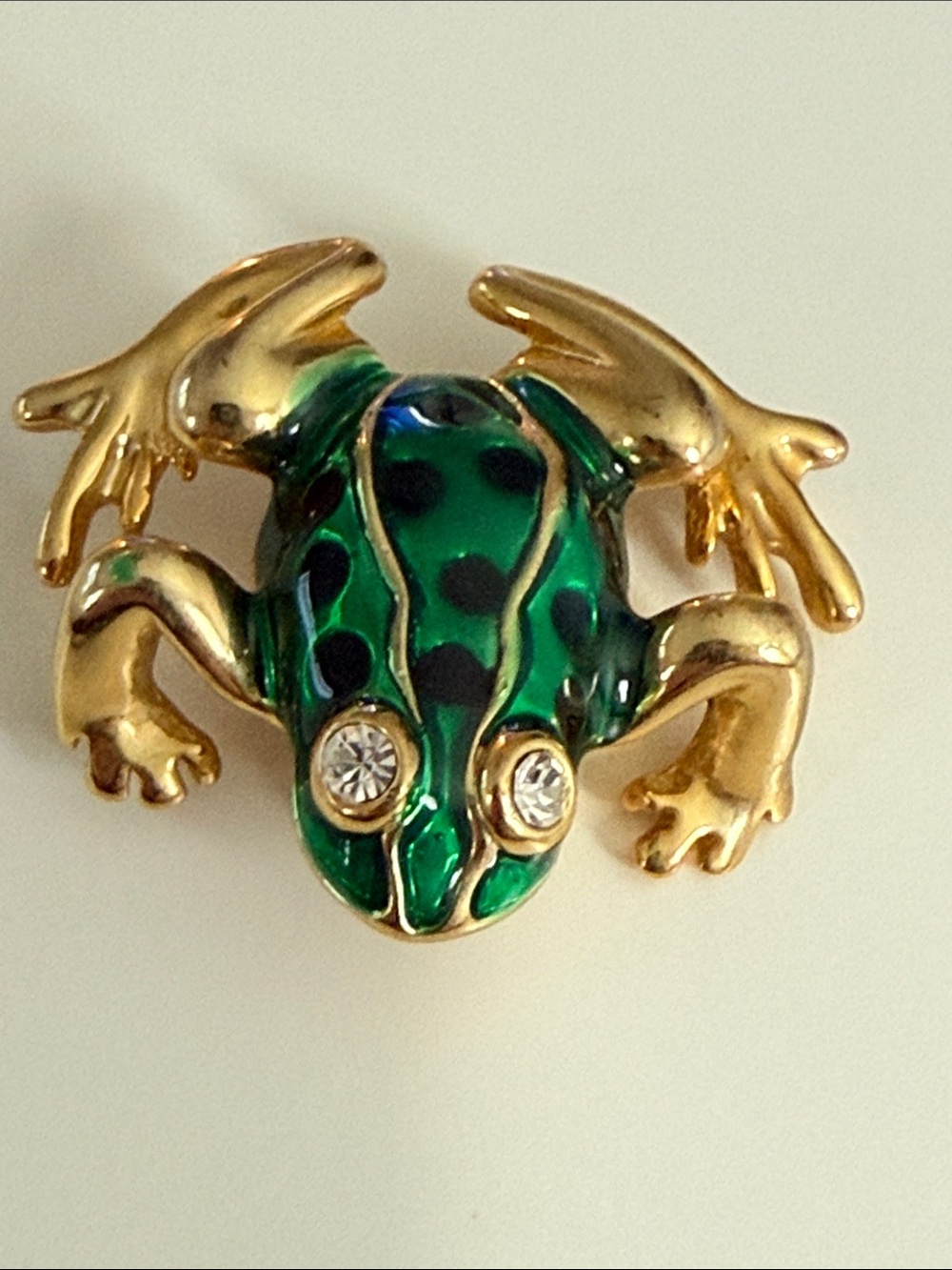 Vintage Gold-Tone Green Enamel Frog Pin Brooch with Crystal Eyes pin polka dots